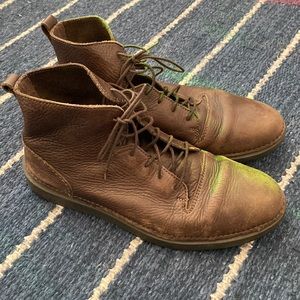 Clarks Brown Leather Boots Sz 9